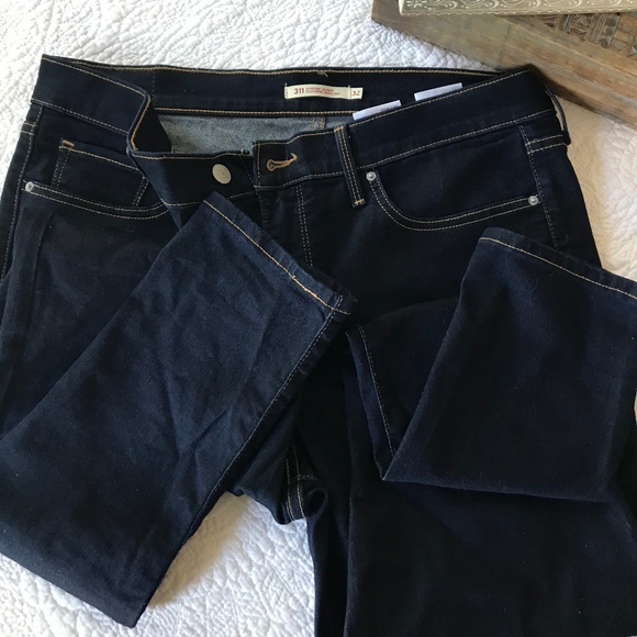 LEVIS NEW Dark Blue Shaping skinny Jeans TALL 32 - Picture 1 of 4
